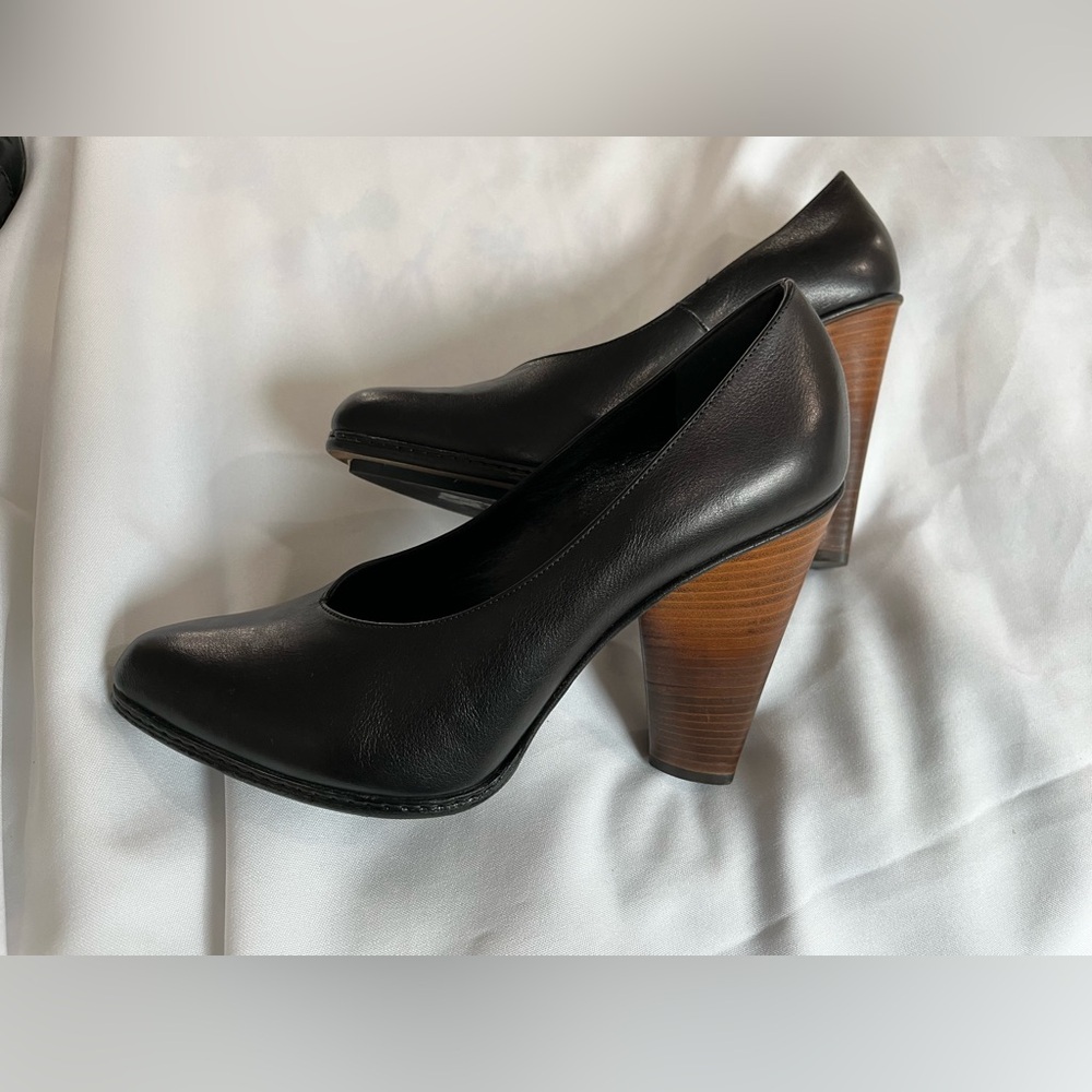 Derek Lam Black Leather Pumps Heels Size 40 EU 9.5
